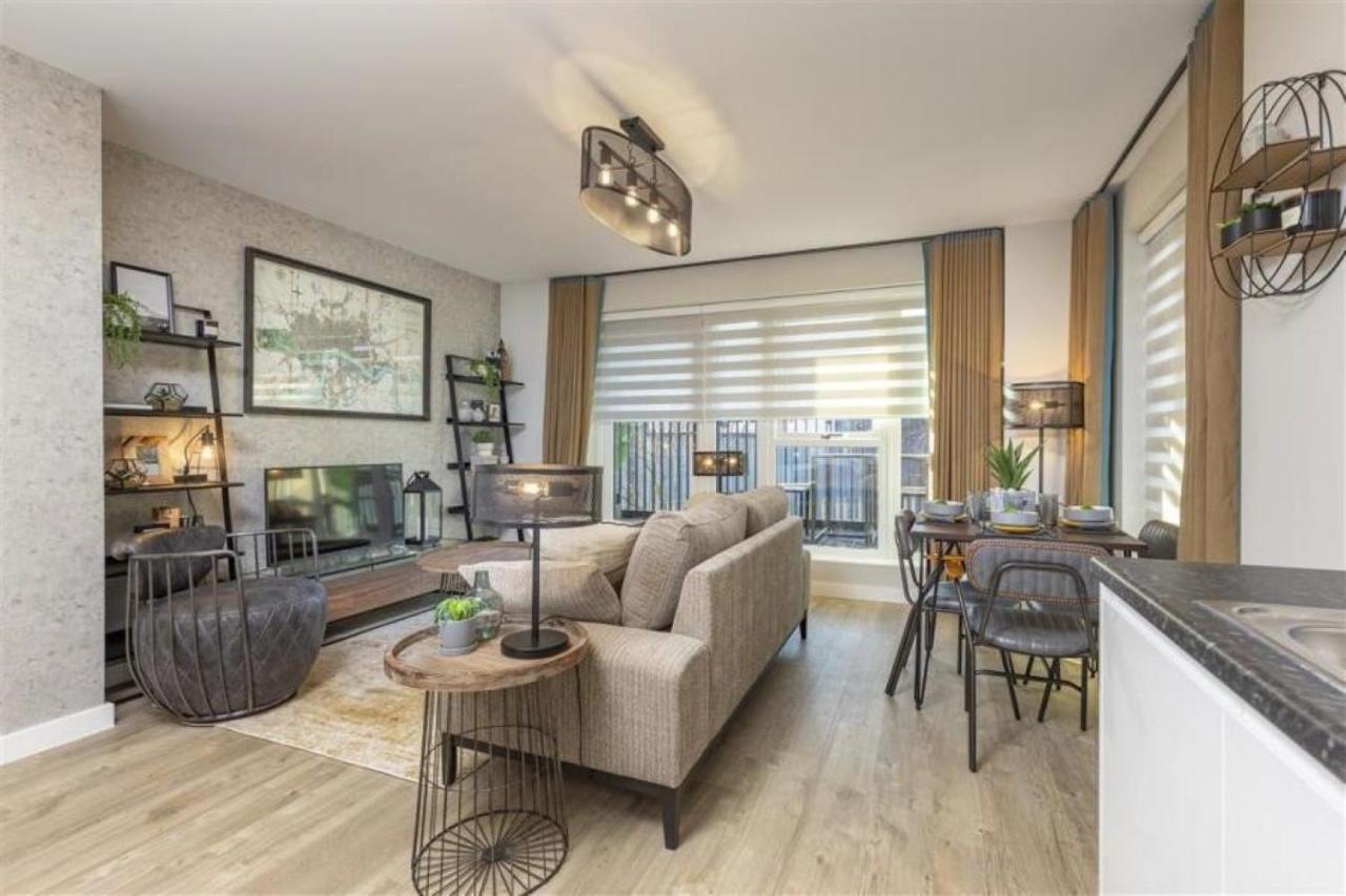 Newly Built Luxury 2 Bed Apartment!!! Londen Buitenkant foto